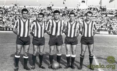 20090420173925-delantera-del-malaga-en-la-rosaleda.-mendi-pipi-benavide-y-bernardi..-copia.jpg